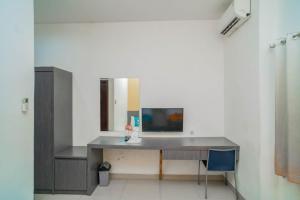 sans hotel widarasari cirebon