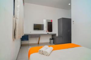 sans hotel widarasari cirebon