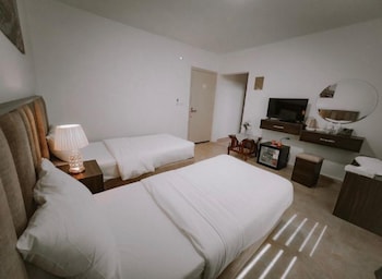 petra jewel luxury hotel