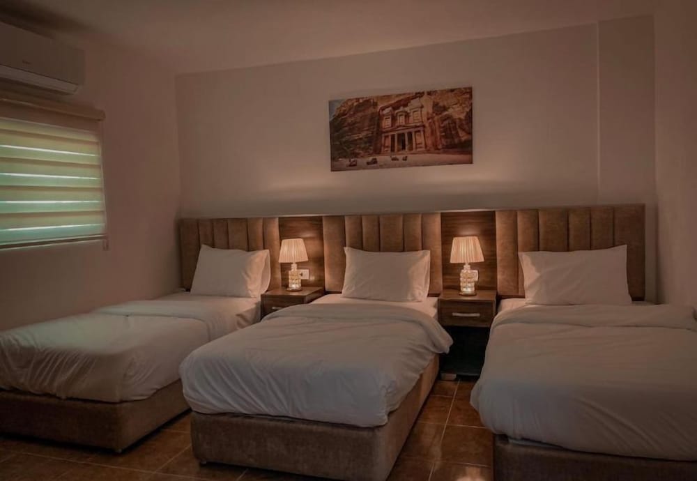 petra jewel luxury hotel