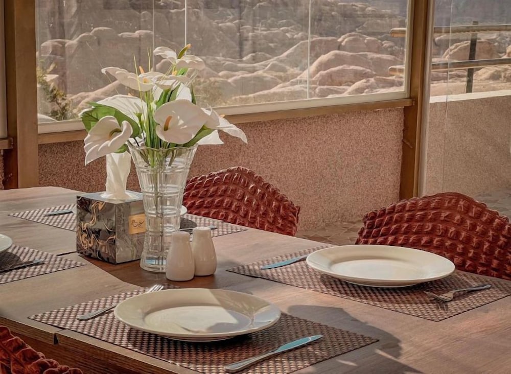 petra jewel luxury hotel