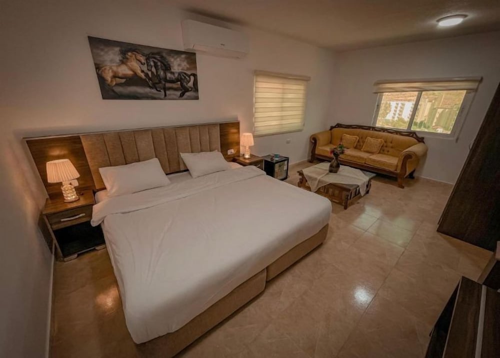 petra jewel luxury hotel