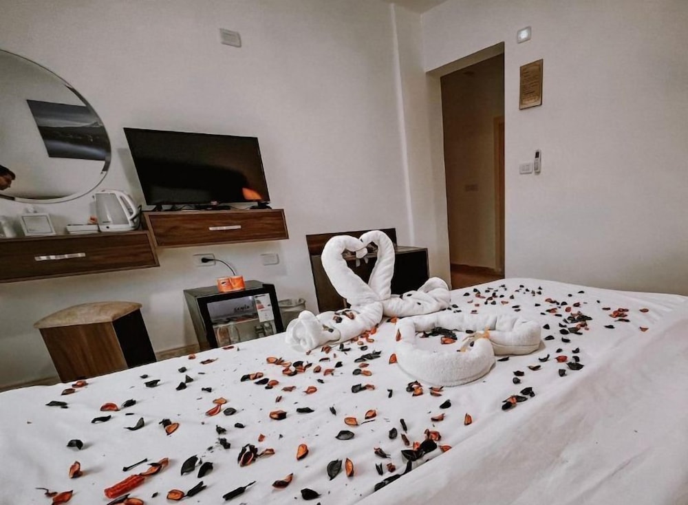 petra jewel luxury hotel