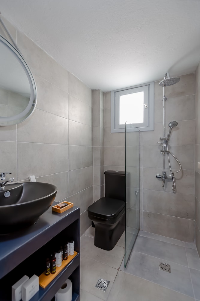 divino suites adults only