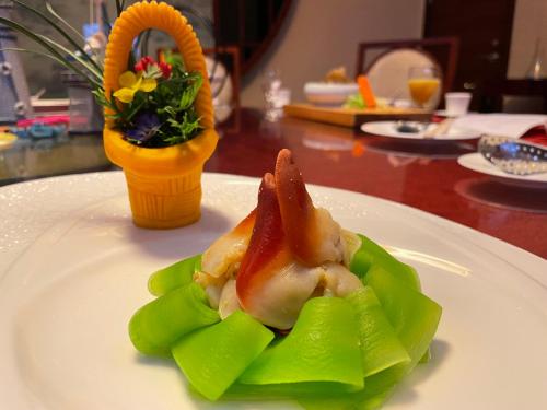 crowne plaza yantai seaview by ihg