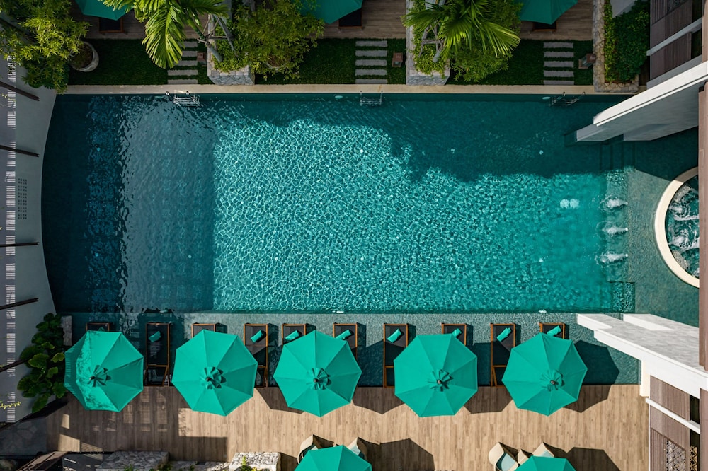maladee rendezvous hotel chiang mai