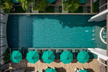 maladee rendezvous hotel chiang mai