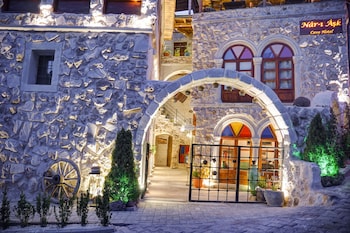 nari ask cave hotel