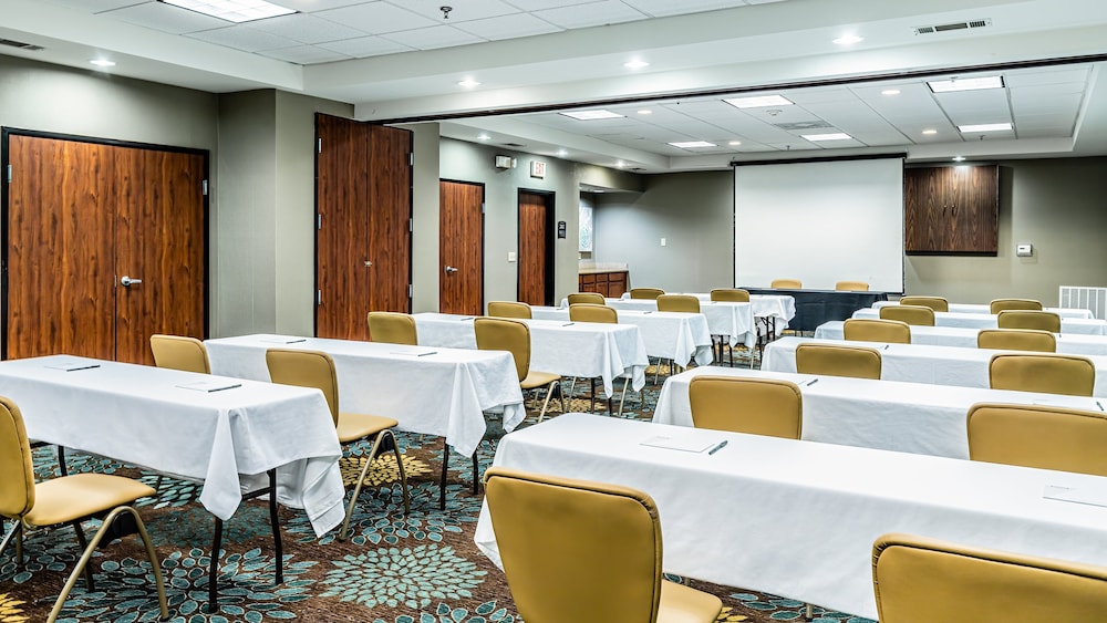 staybridge suites laredo international airport by ihg