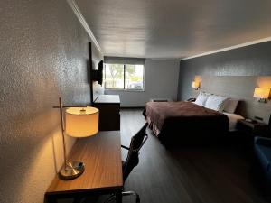 super 8 by wyndham fort worth entertainment district