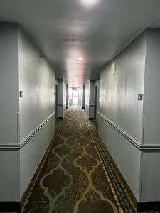 super 8 by wyndham fort worth entertainment district
