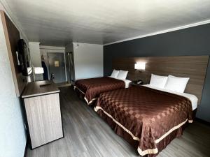 super 8 by wyndham fort worth entertainment district