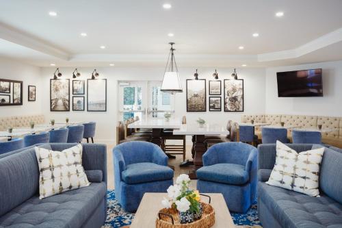 the lodge at healdsburg tapestry collection by hilton