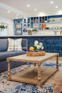 the lodge at healdsburg tapestry collection by hilton