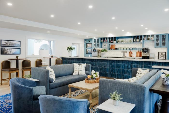 the lodge at healdsburg tapestry collection by hilton