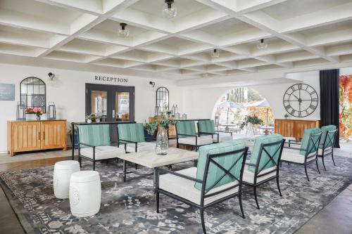 the lodge at healdsburg tapestry collection by hilton