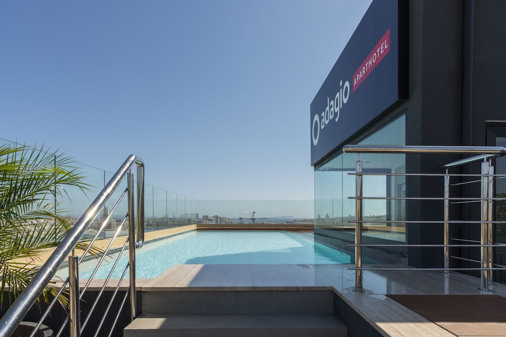 aparthotel adagio malta central