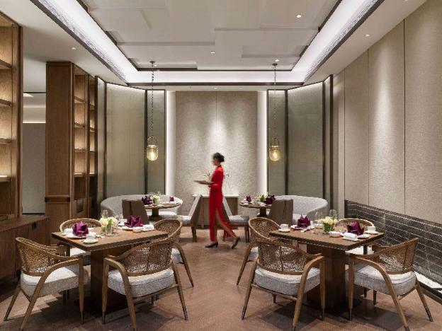 pullman huaian falcon