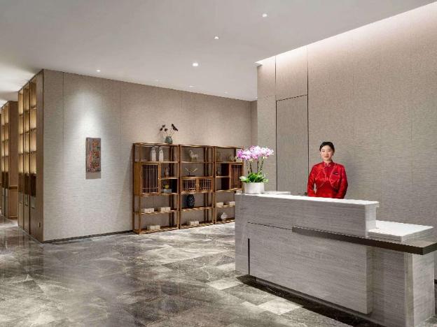 pullman huaian falcon