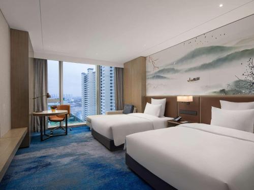 pullman huaian falcon