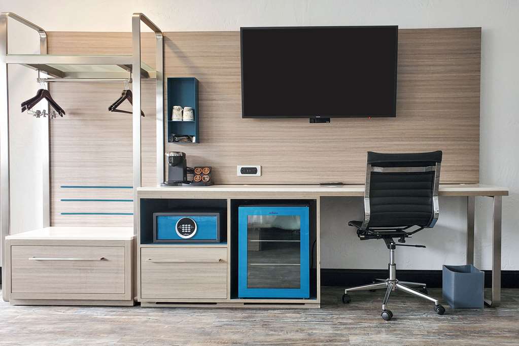 casa via mar inn ascend hotel collection