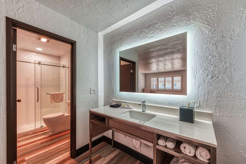 casa via mar inn ascend hotel collection