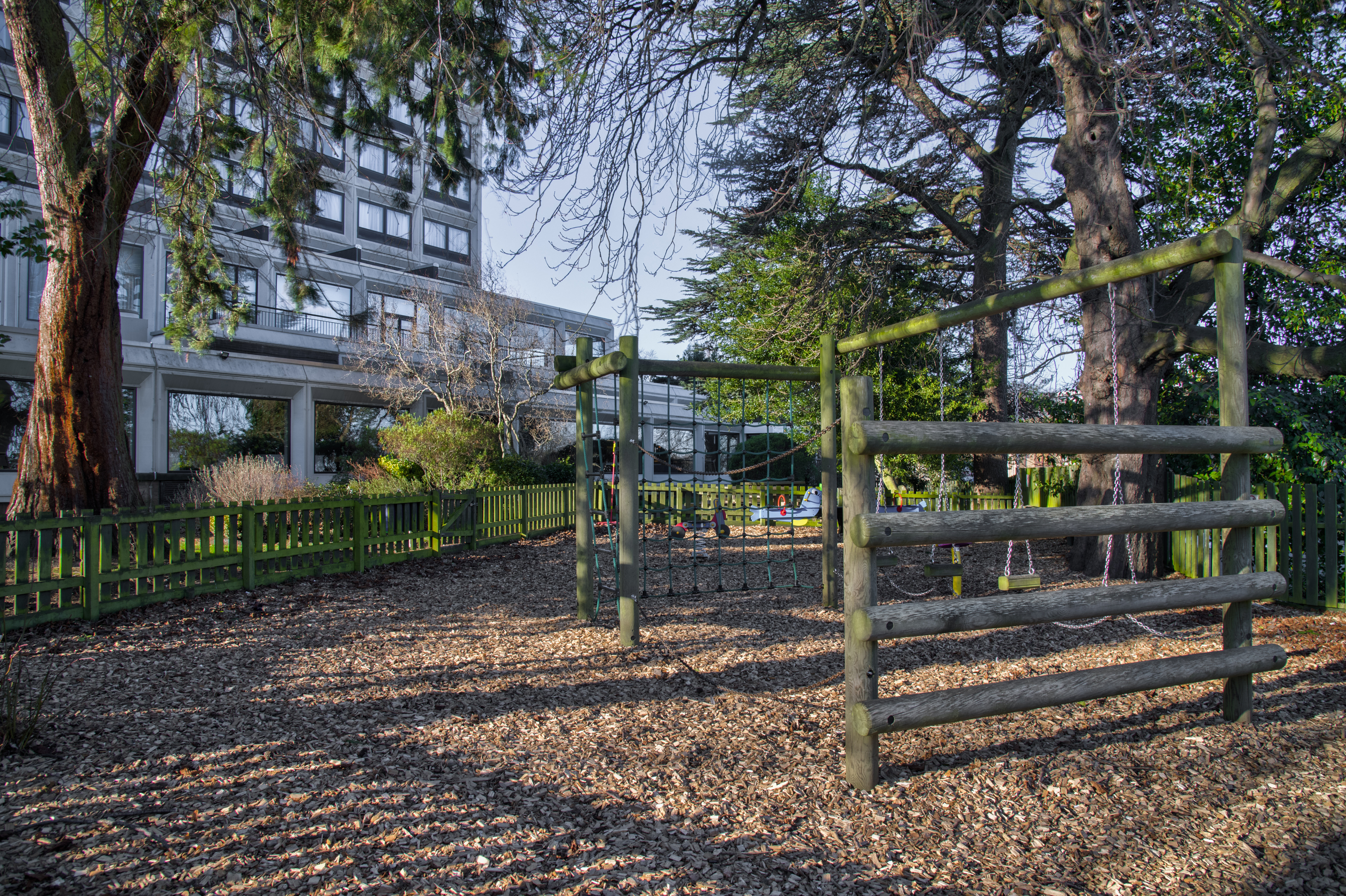 holiday inn express edinburgh city west by ihg