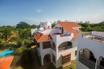 diani breeze villas
