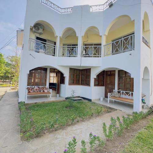 diani breeze villas
