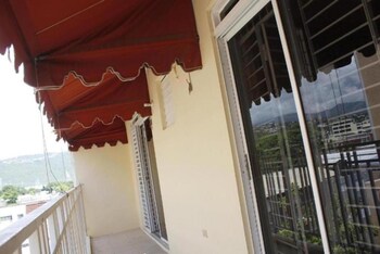 sweet kensville new kingston