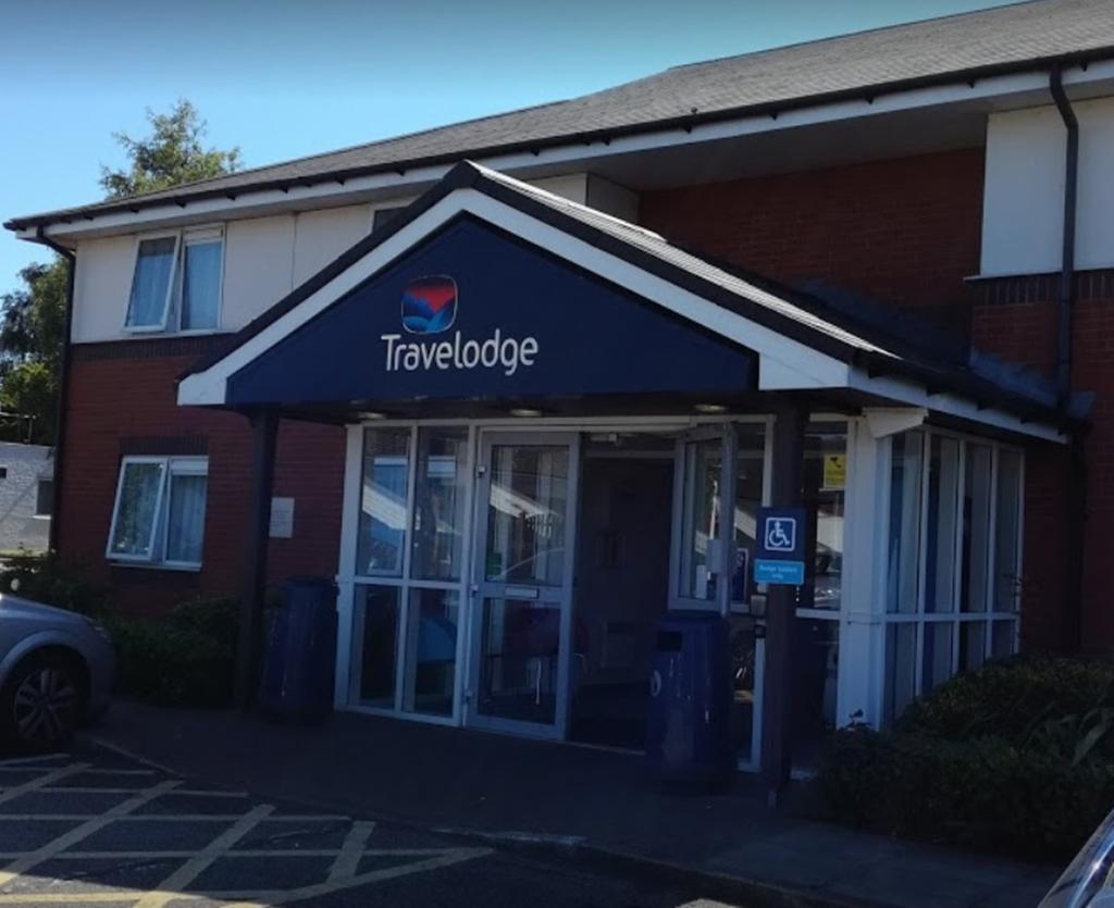 travelodge wakefield woolley edge m1 northbound
