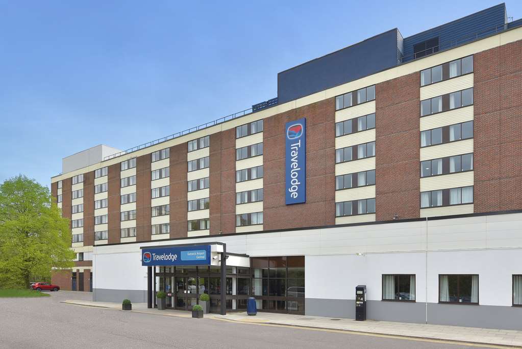 travelodge gatwick airport central