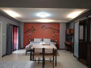 nangnon hill hug hotel