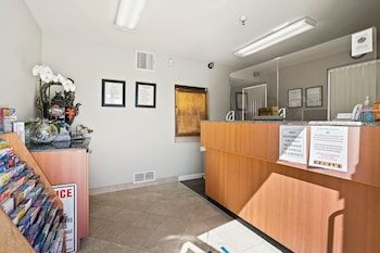 Mission Peak Lodge,,2 star