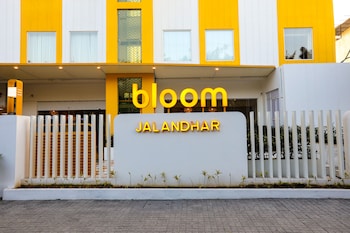 bloom hotel jalandhar