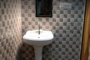 tirath niwas by stayapart