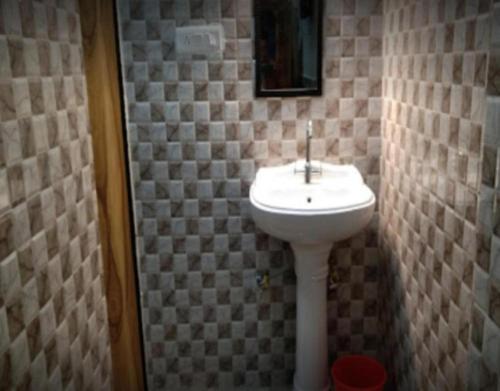 tirath niwas by stayapart