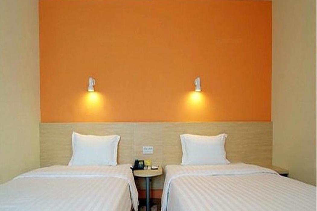 7 days inn beijing xiaocun subway station branch