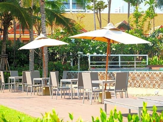 lumpini jomtien seaview e22inn