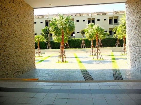 lumpini jomtien seaview e22inn