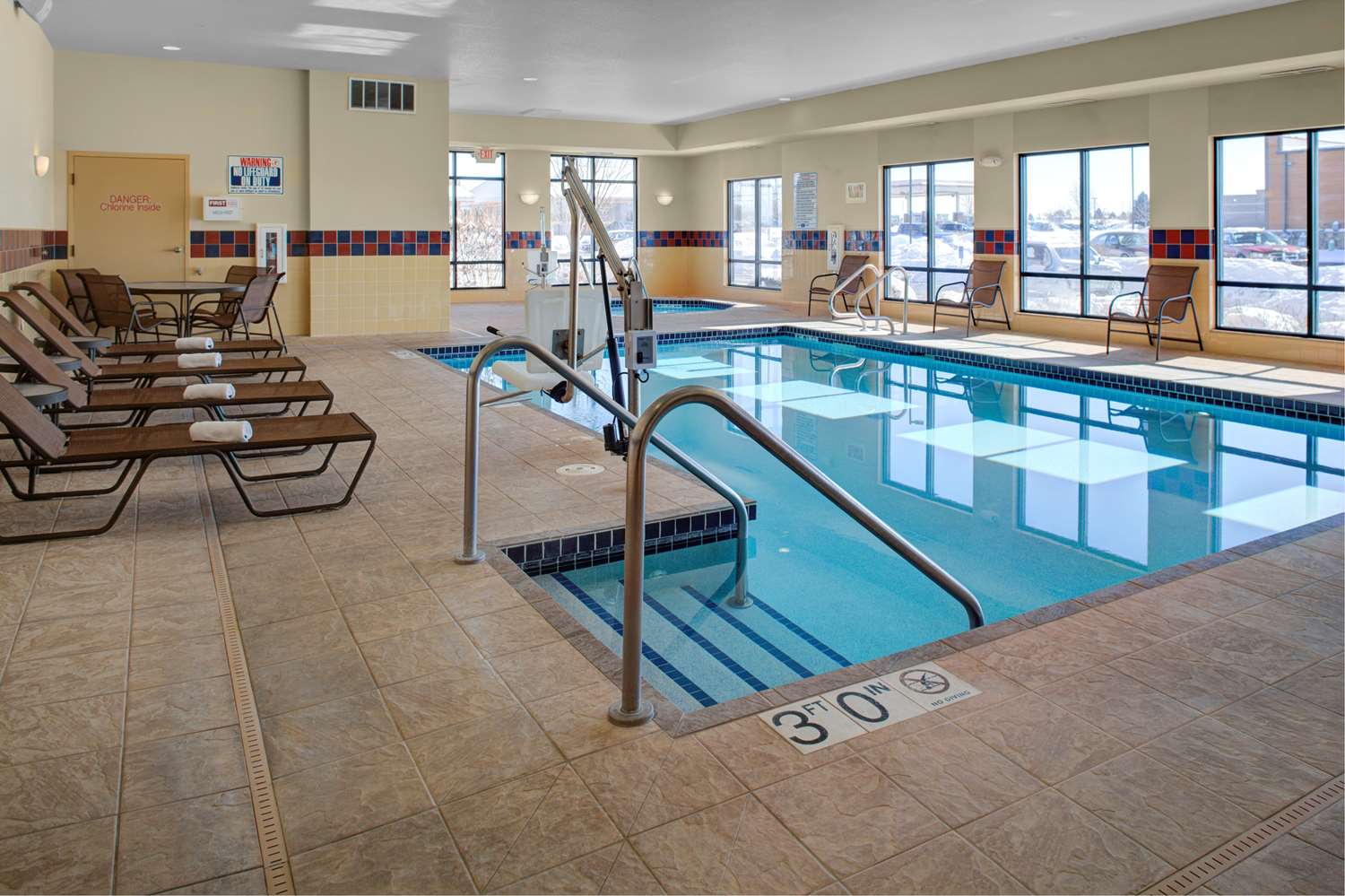 hampton inn elkhorn lake geneva area