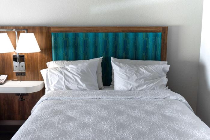 hampton inn elkhorn lake geneva area