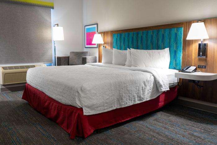 hampton inn elkhorn lake geneva area