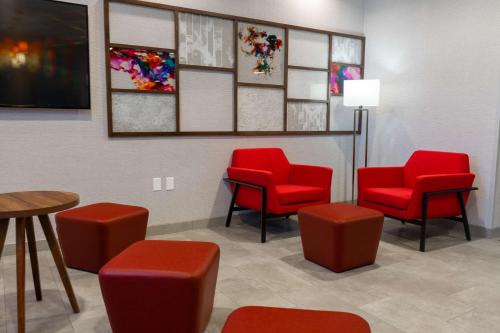 hampton inn elkhorn lake geneva area