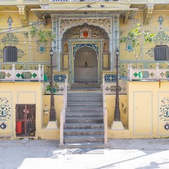 bloom boutique chelon haveli