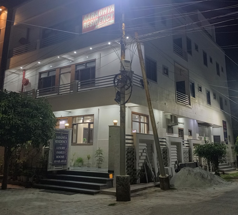 onlystay the aaradhya residency