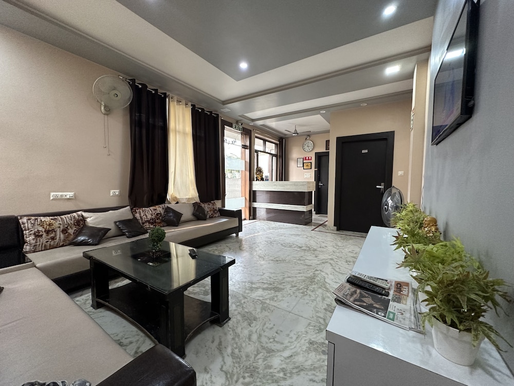 onlystay the aaradhya residency