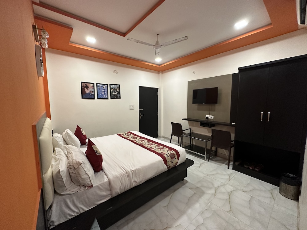 onlystay the aaradhya residency