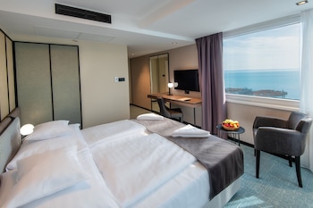 hunguest hotel bal resort