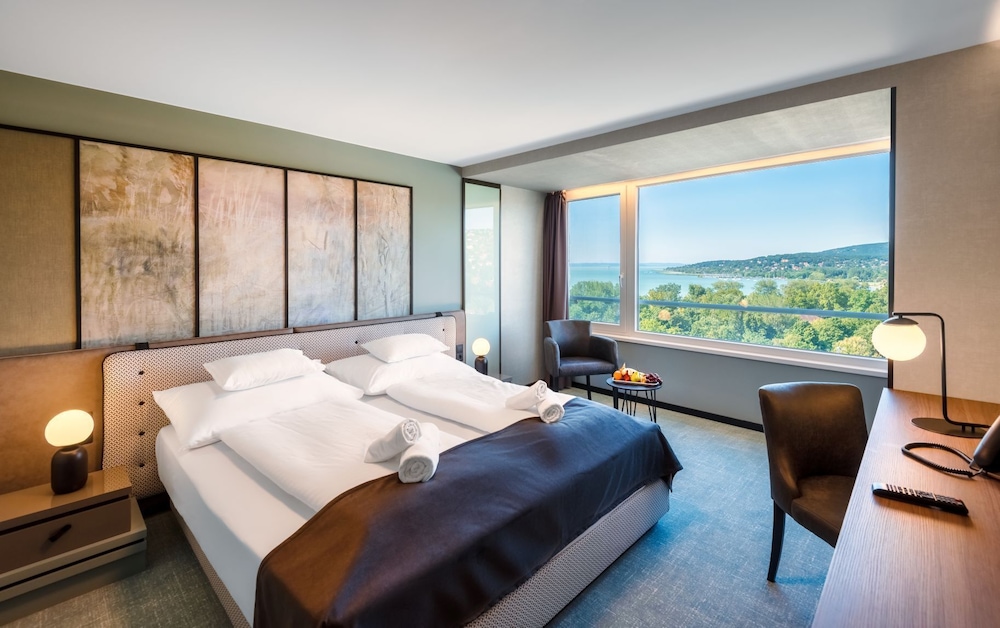 hunguest hotel bal resort